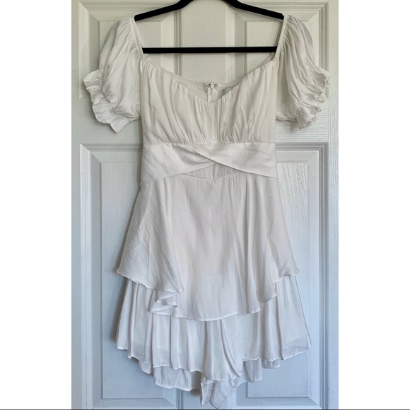 Hello Molly Proper Credit Romper - White - Picture 5 of 11